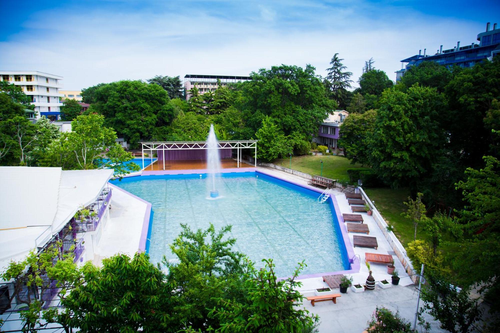 Хотел Рива Golden Sands Exterior foto