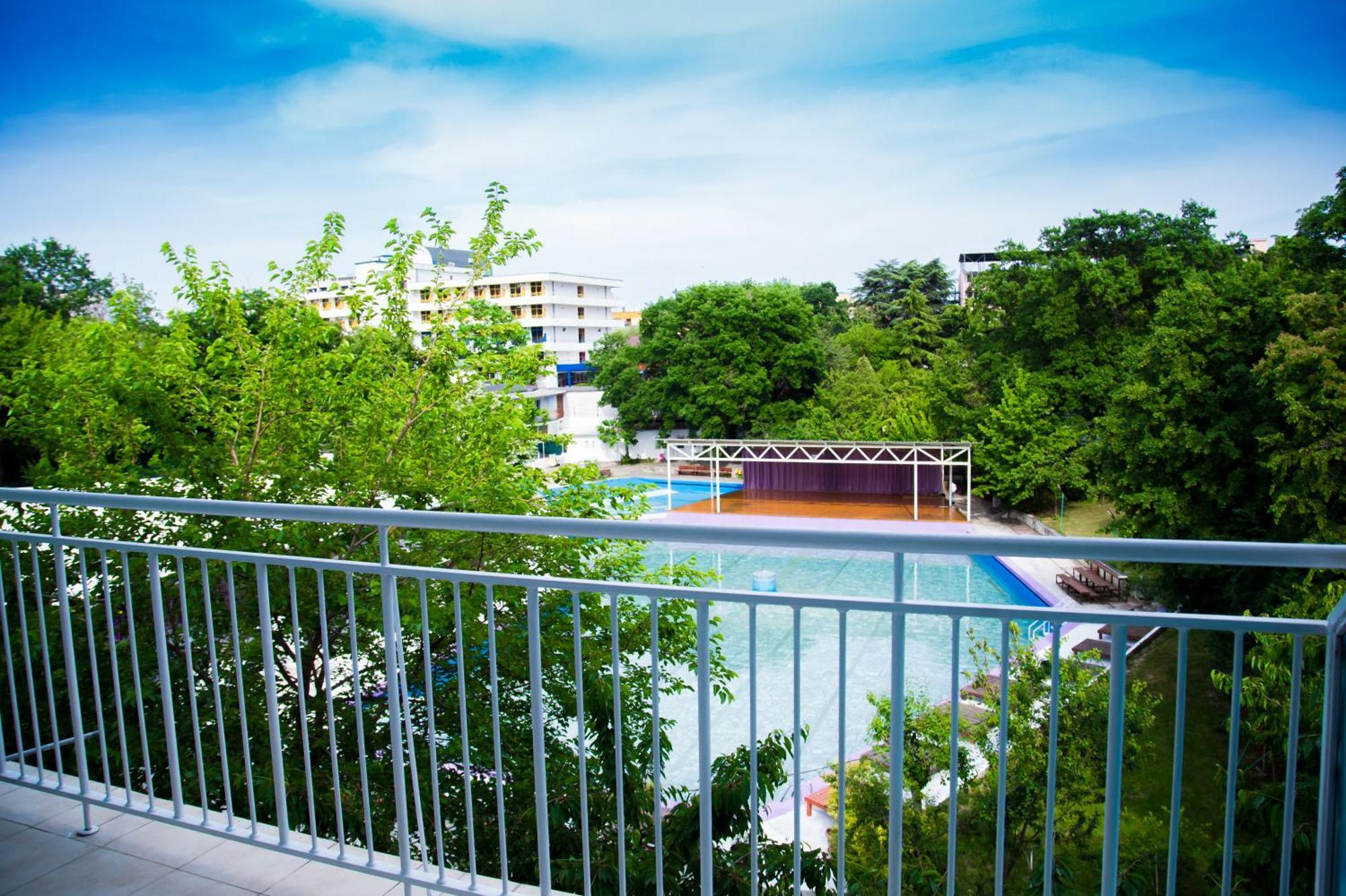 Хотел Рива Golden Sands Exterior foto