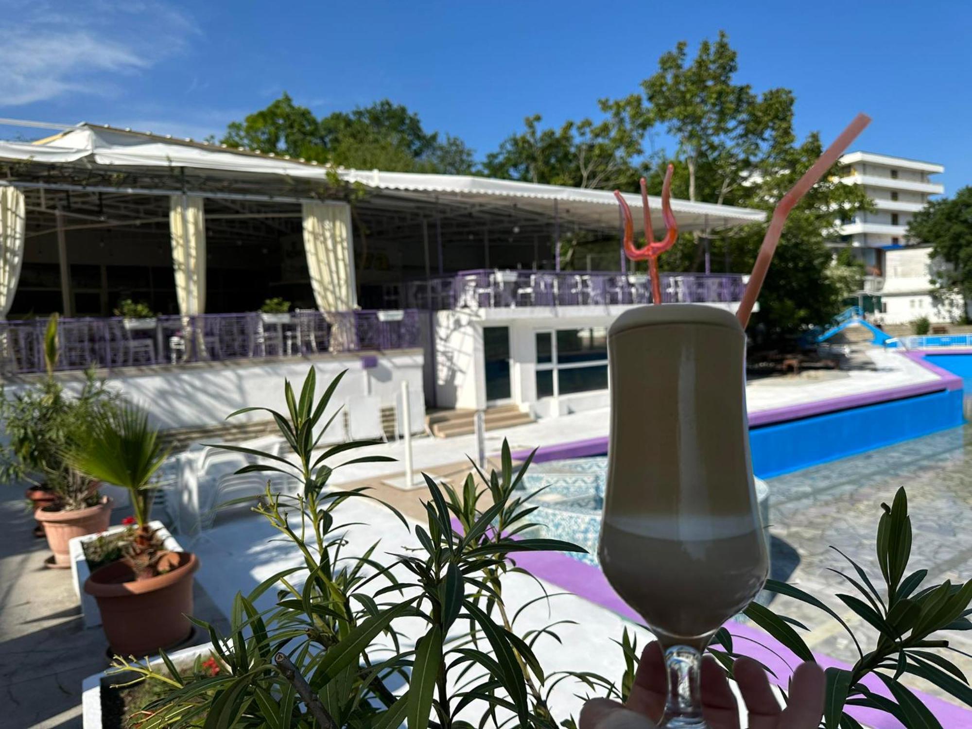 Хотел Рива Golden Sands Exterior foto