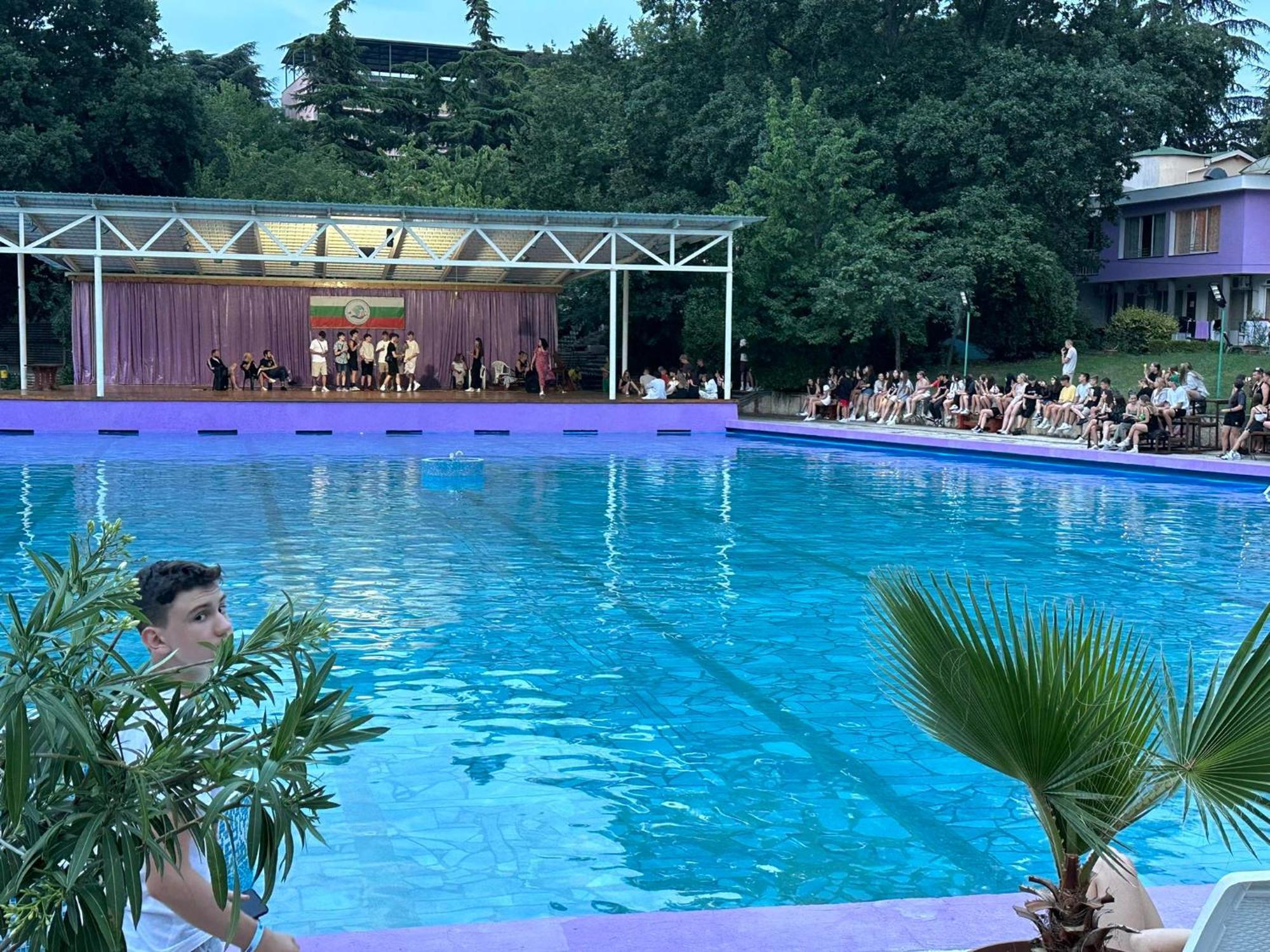 Хотел Рива Golden Sands Exterior foto